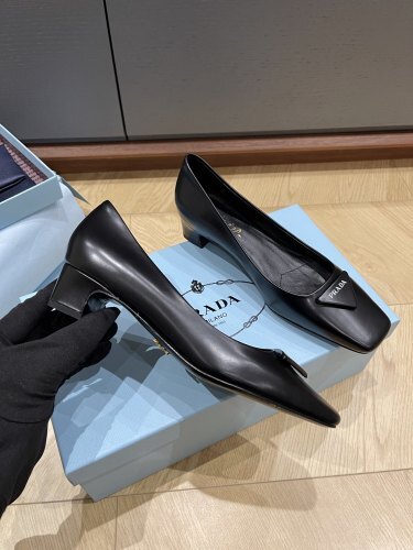 PRADA 0004