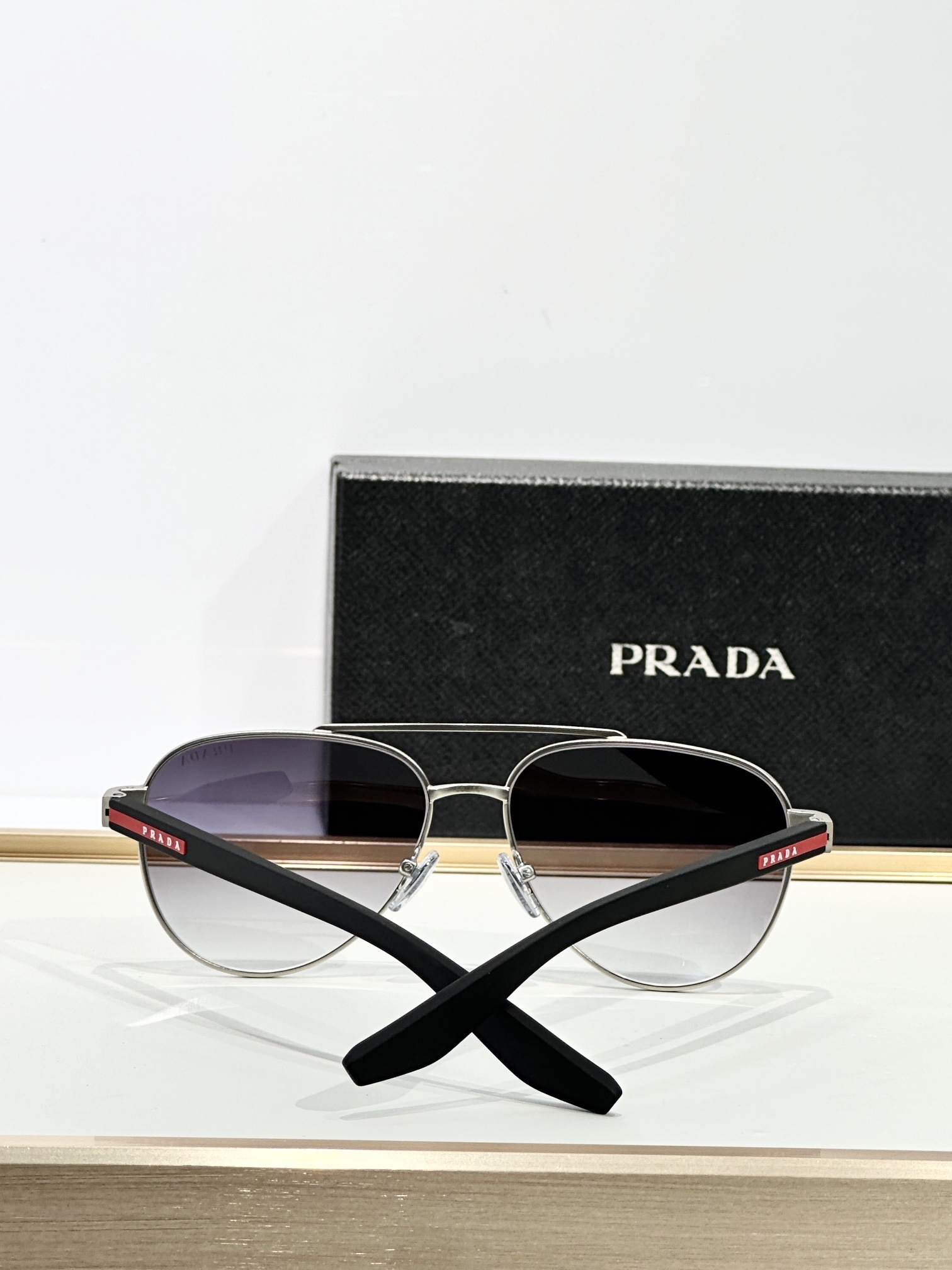PRADA 0142