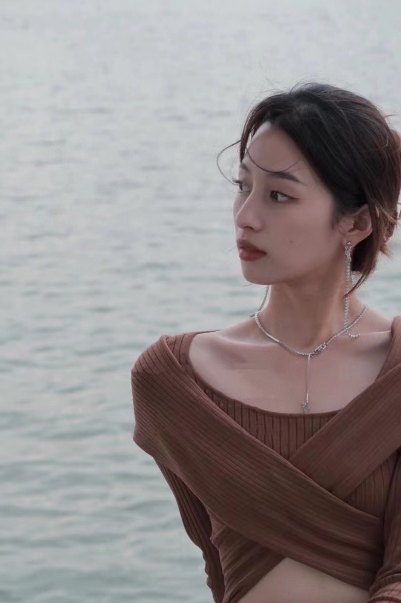 Yves Saint Laurent 0000