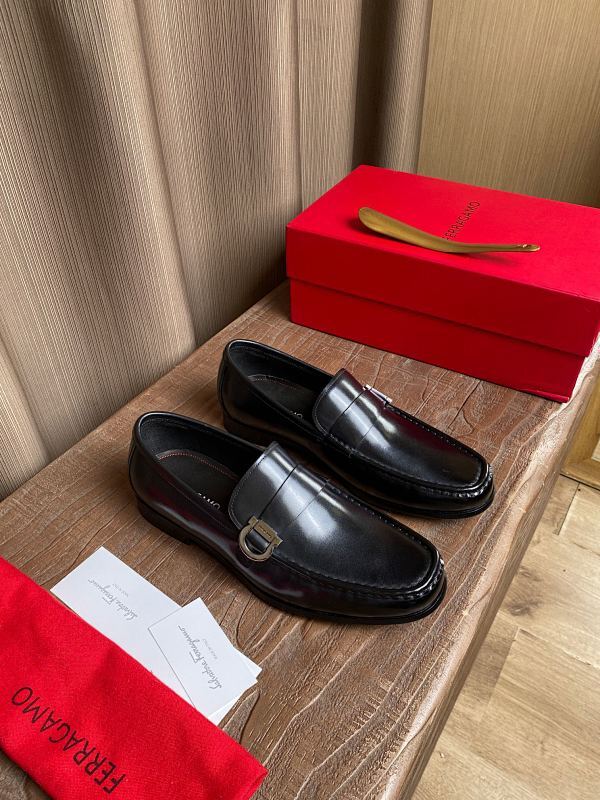 Ferragamo 0017