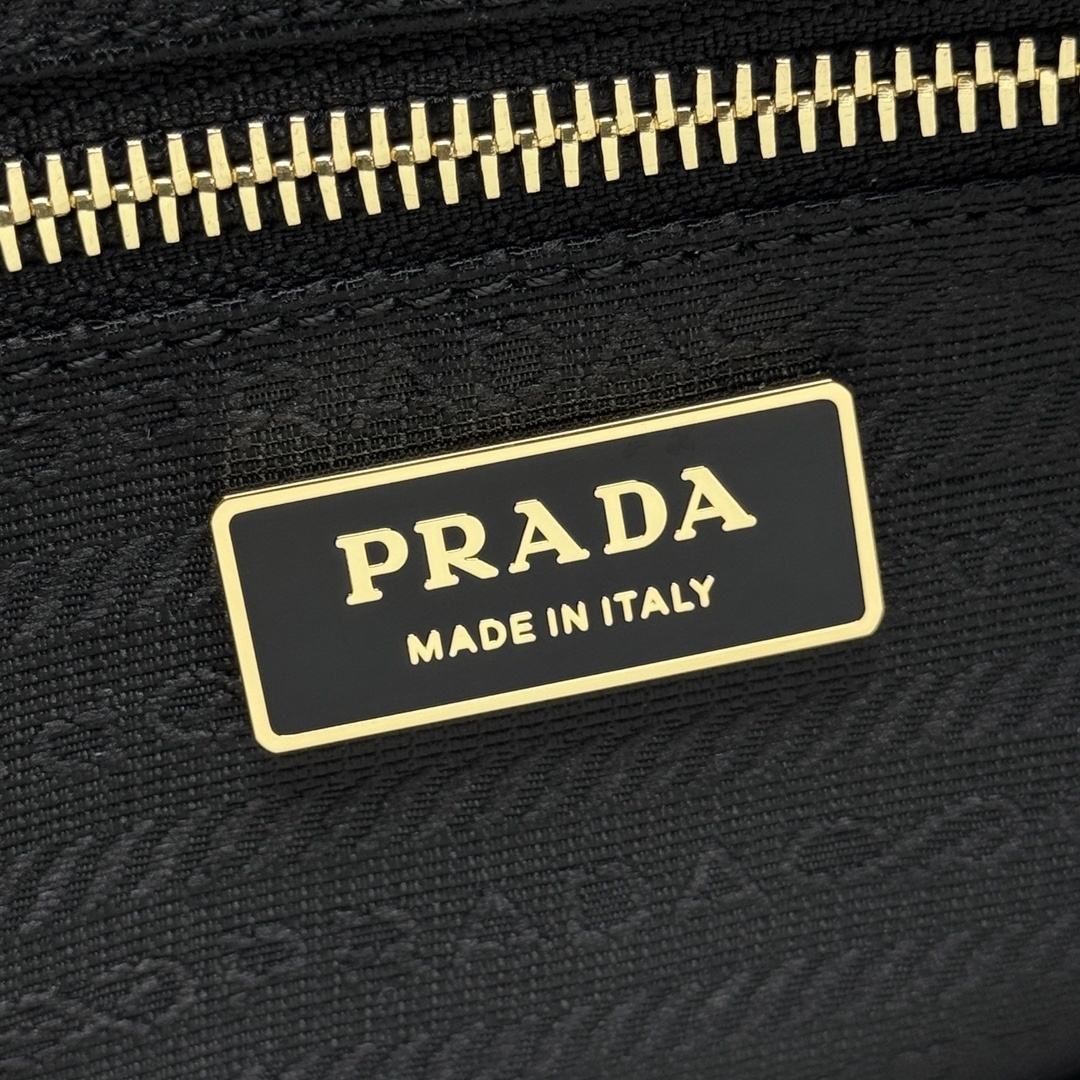 PRADA 0167