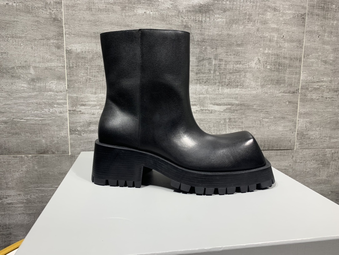 Balenciaga 0062