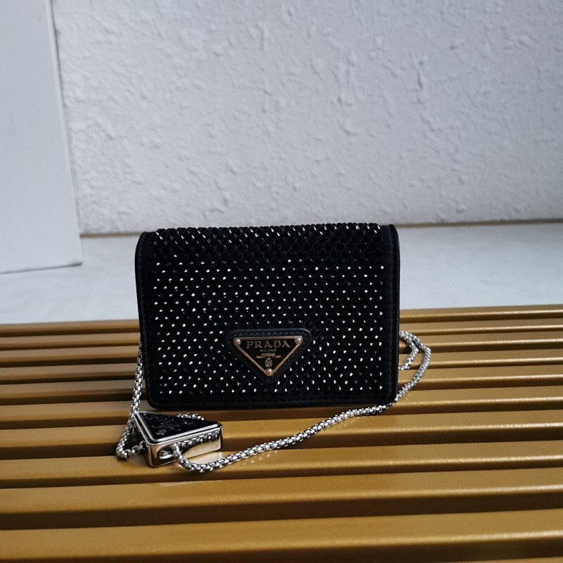 PRADA 0208