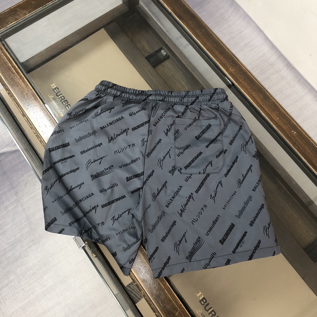 Shorts and beach pants 0211