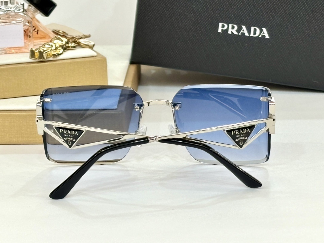 PRADA 0024