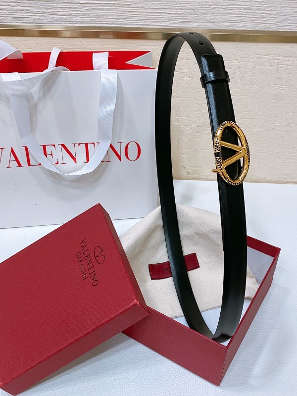 Valentino 0000