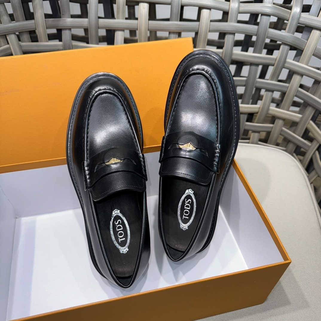 TOD'S 0066
