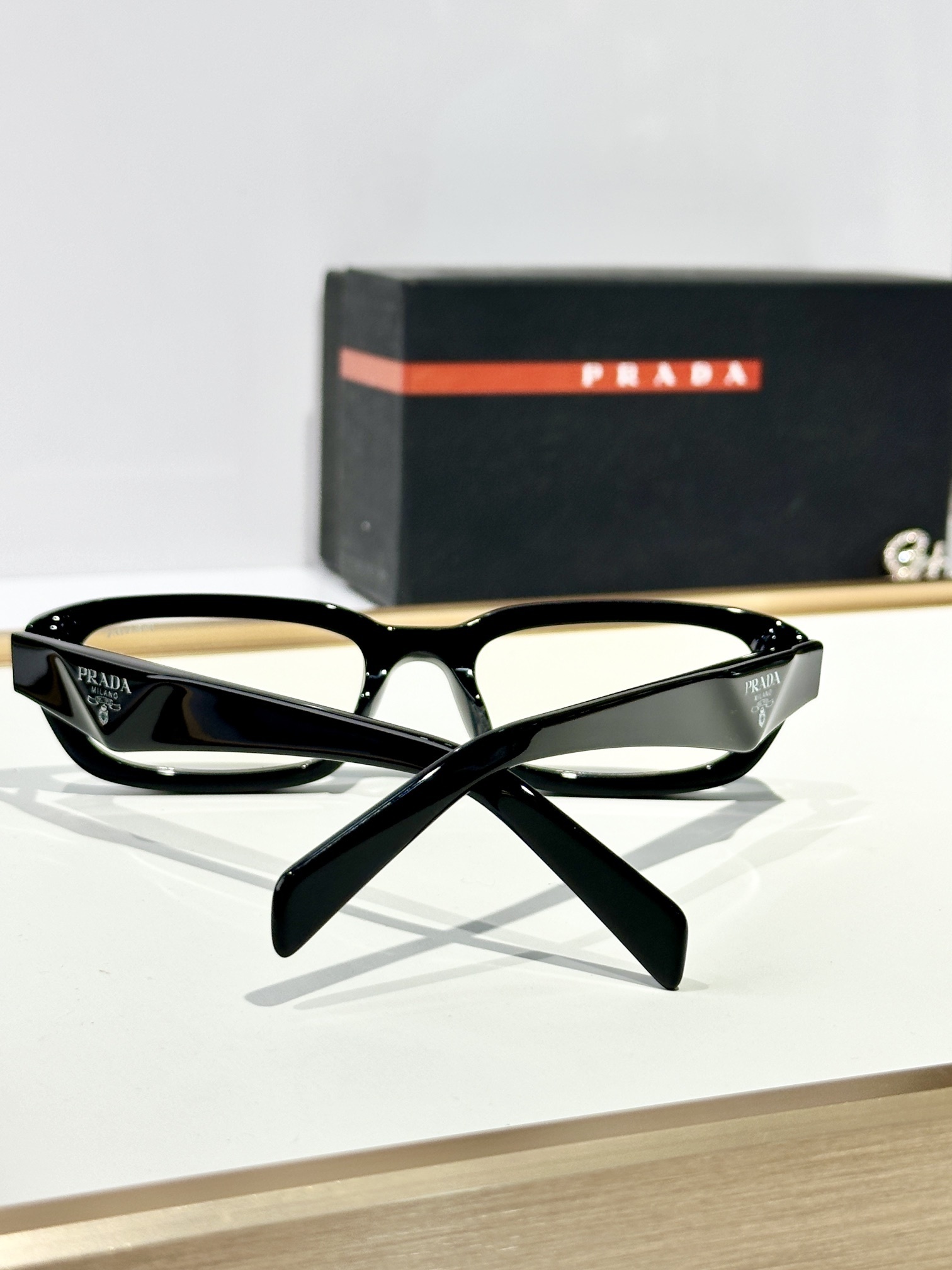 PRADA 0054