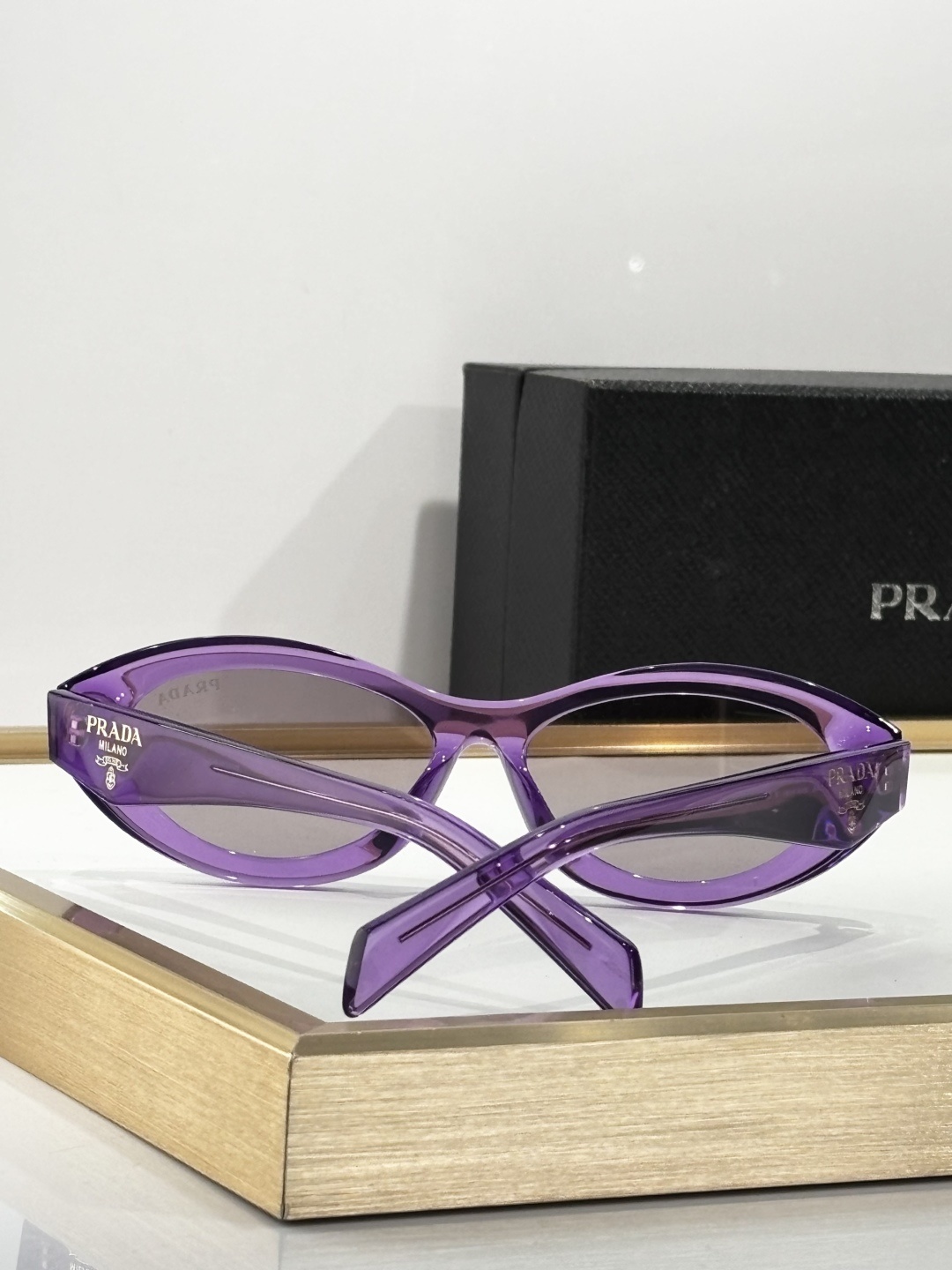 PRADA 0038
