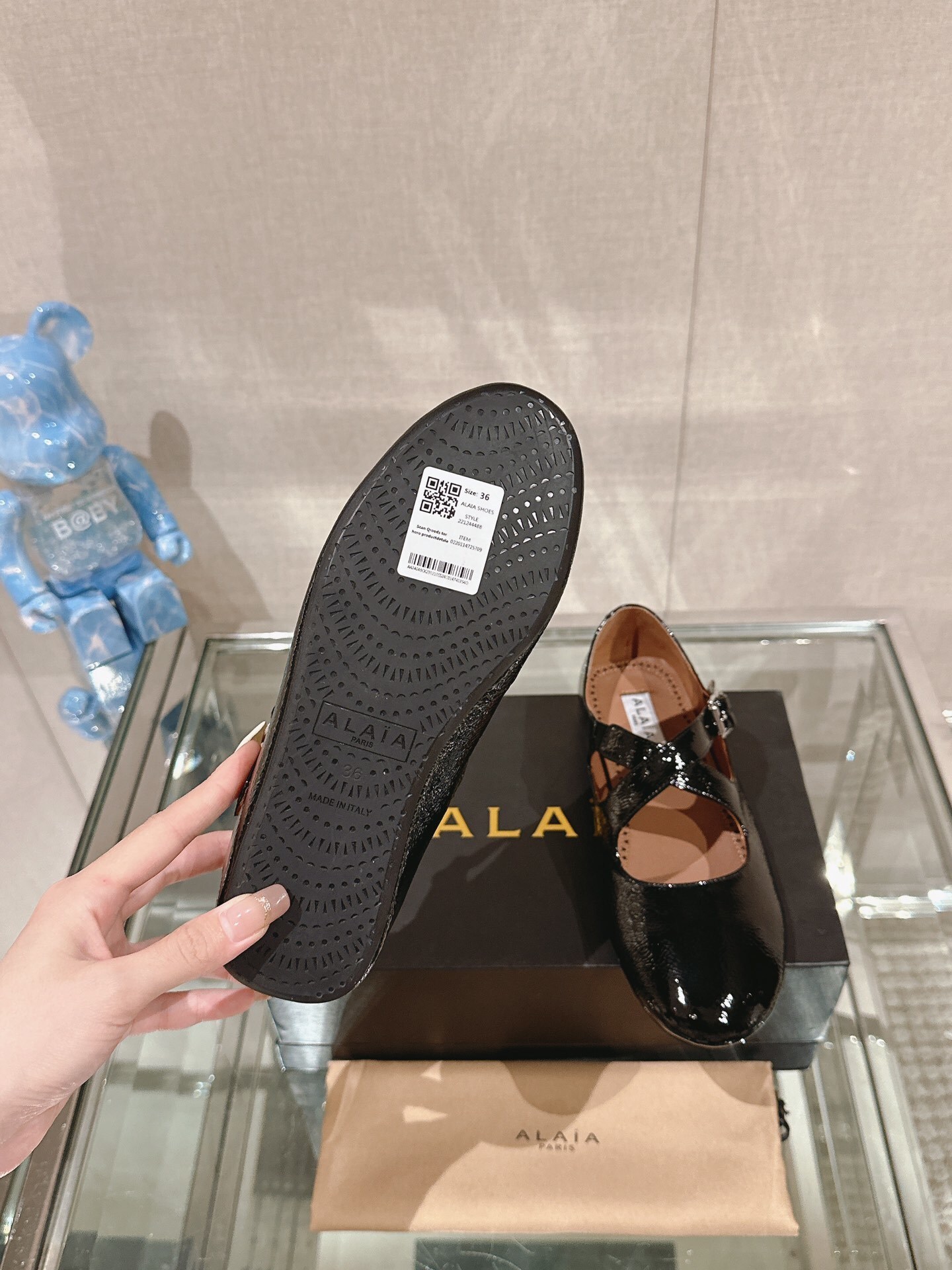 Alaia 0019
