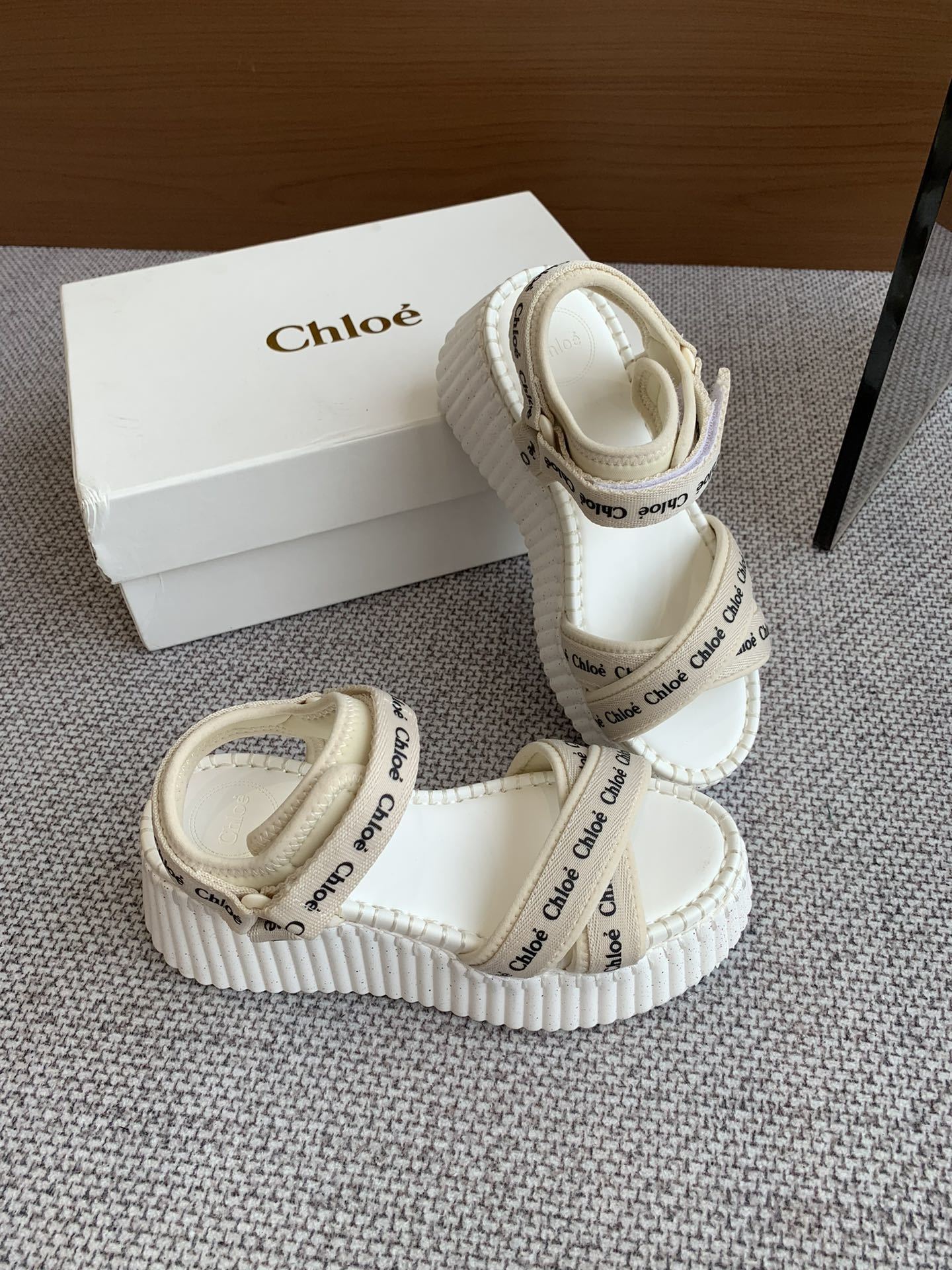 CHLOE shoes_ 012