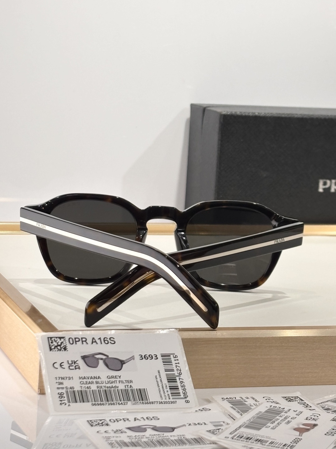 PRADA 0053