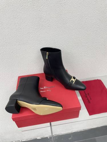 Ferragamo 0017