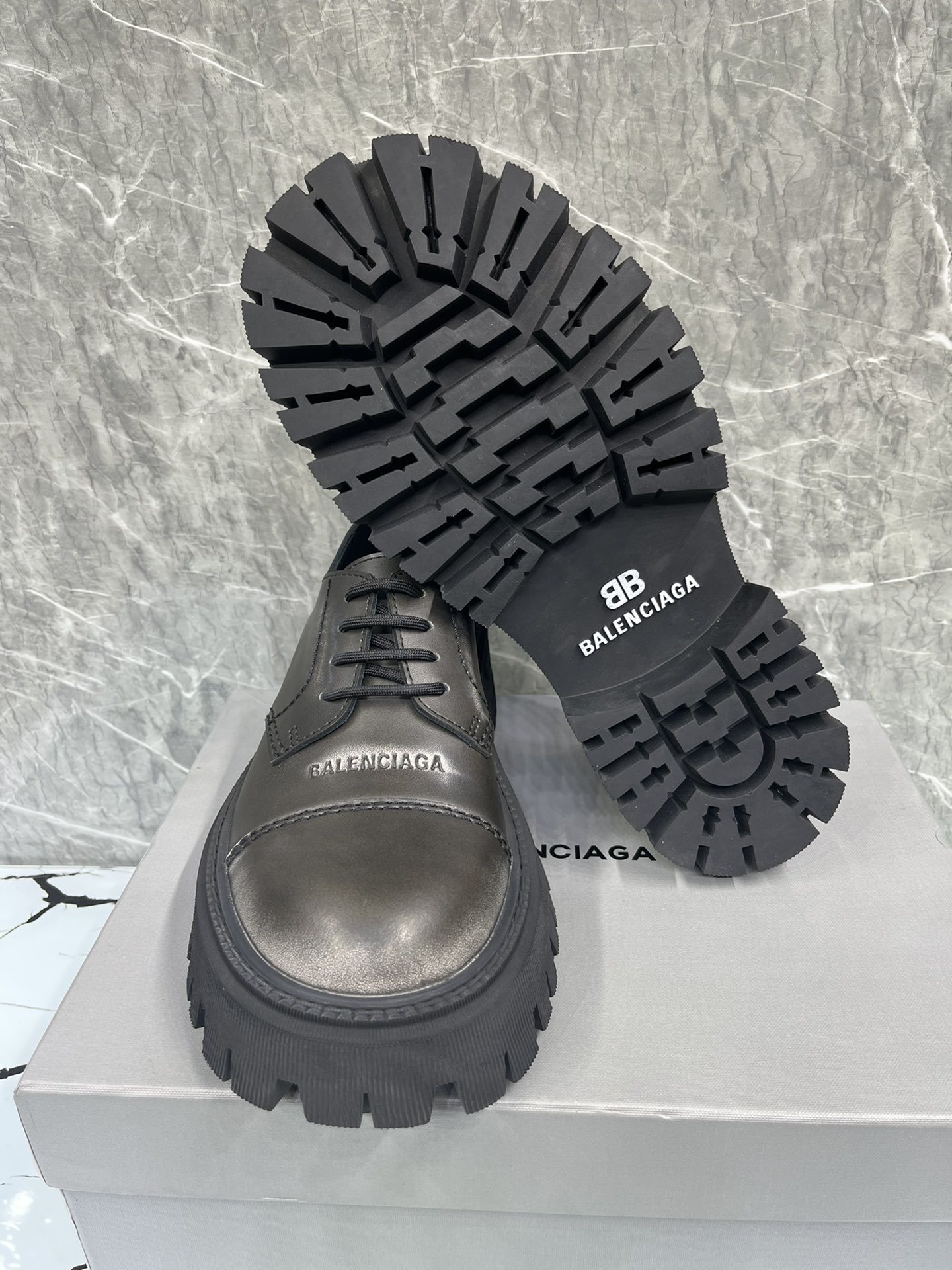 Balenciaga 0087