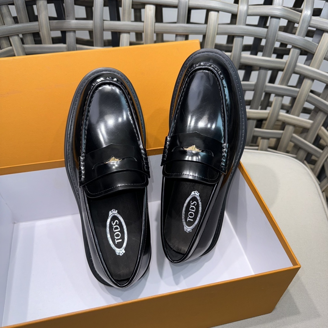 TOD'S 0067