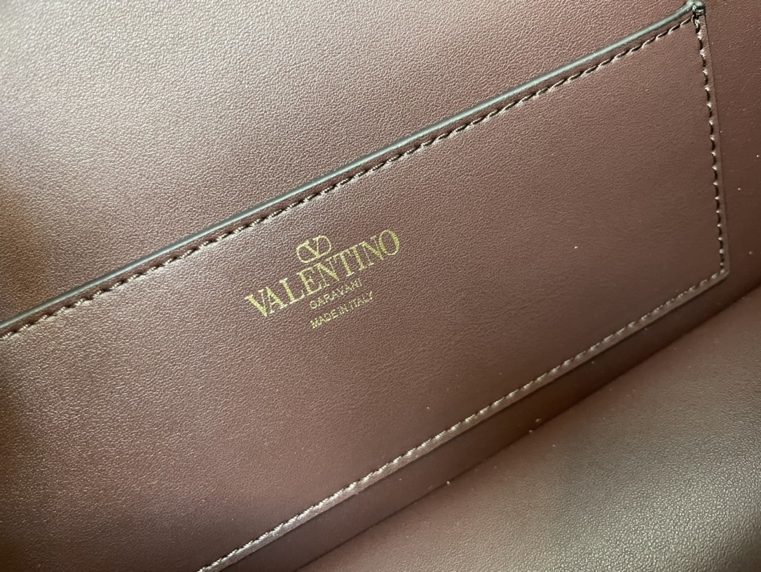 Valentino 0069