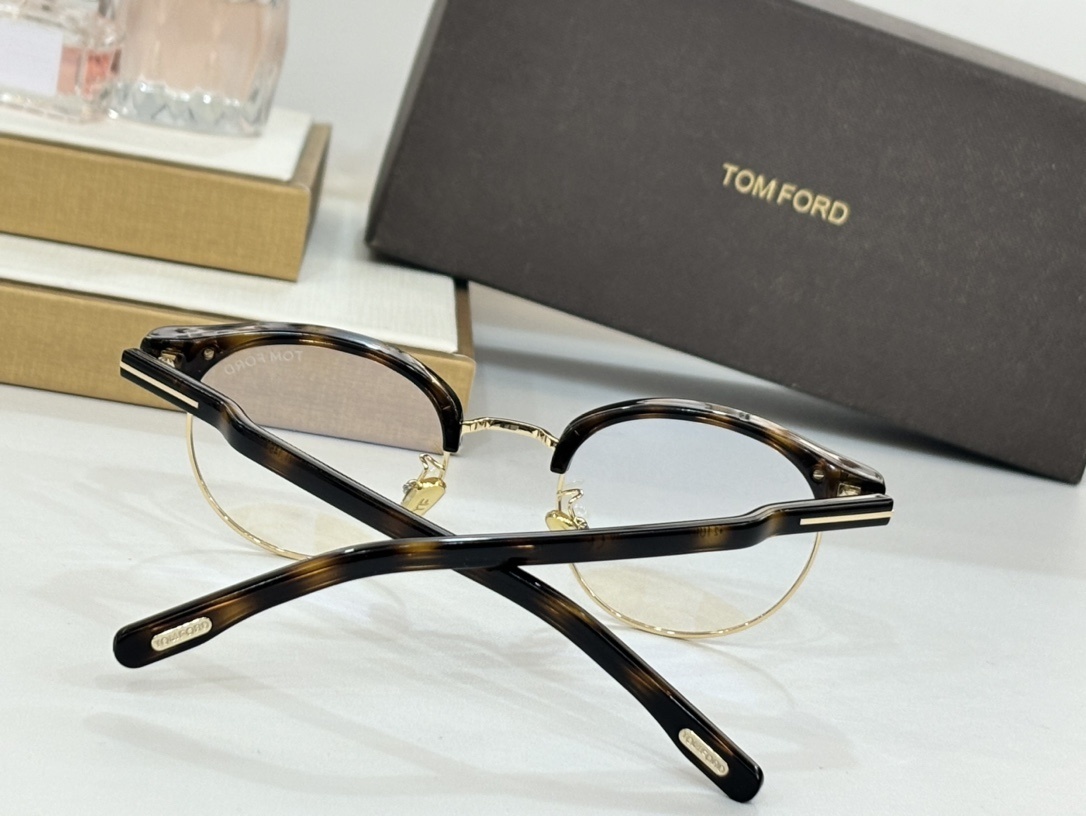 TOM FORD 0048