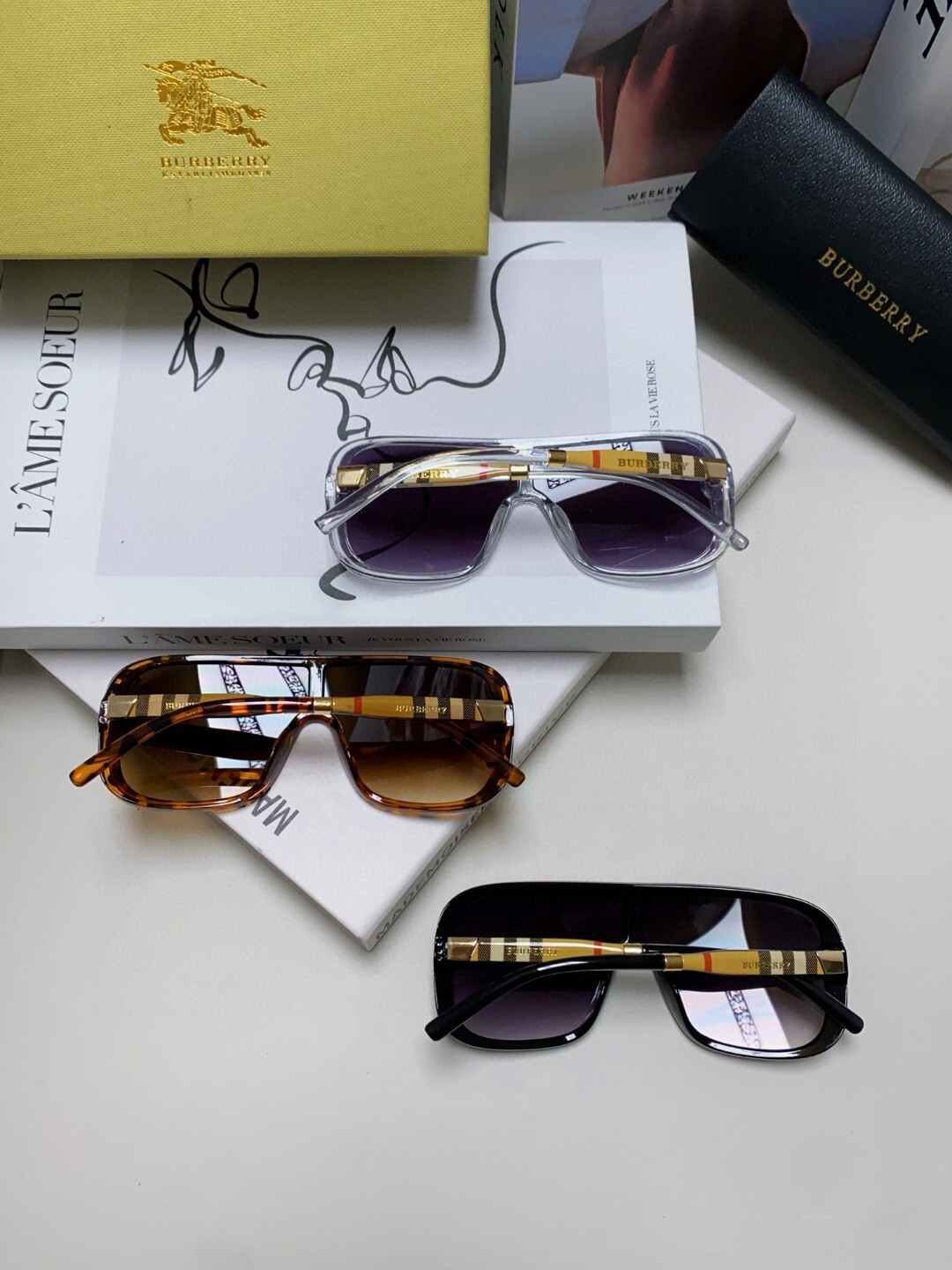 BURBERRY 0067