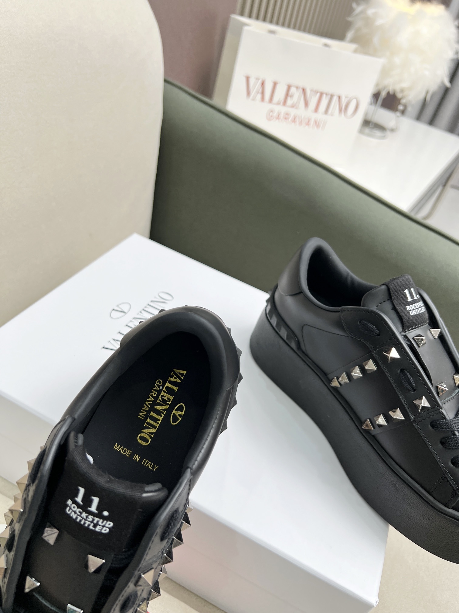 Valentino 0029