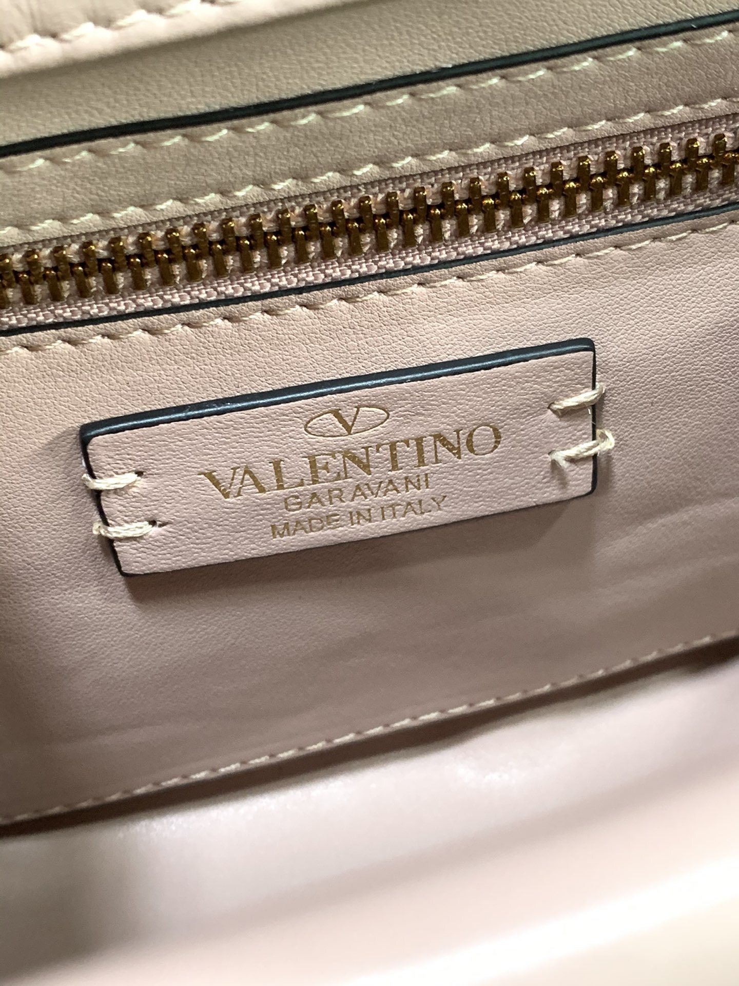 Valentino 0114