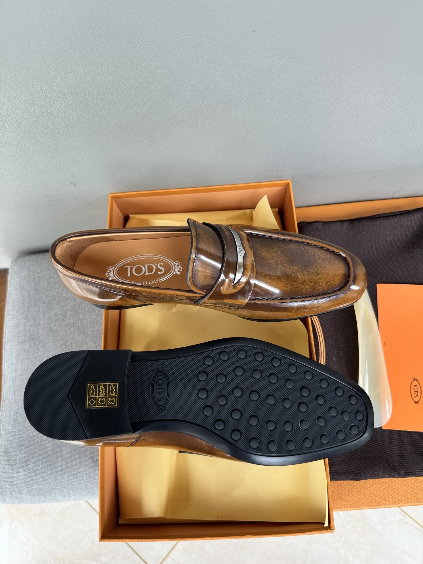 TOD'S 0036