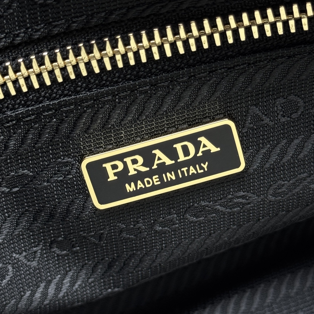 Prada 0033