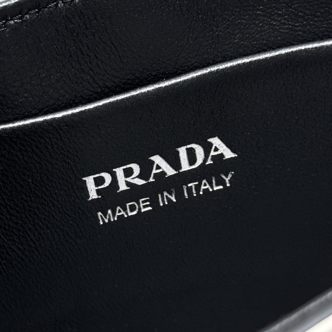 PRADA 0279