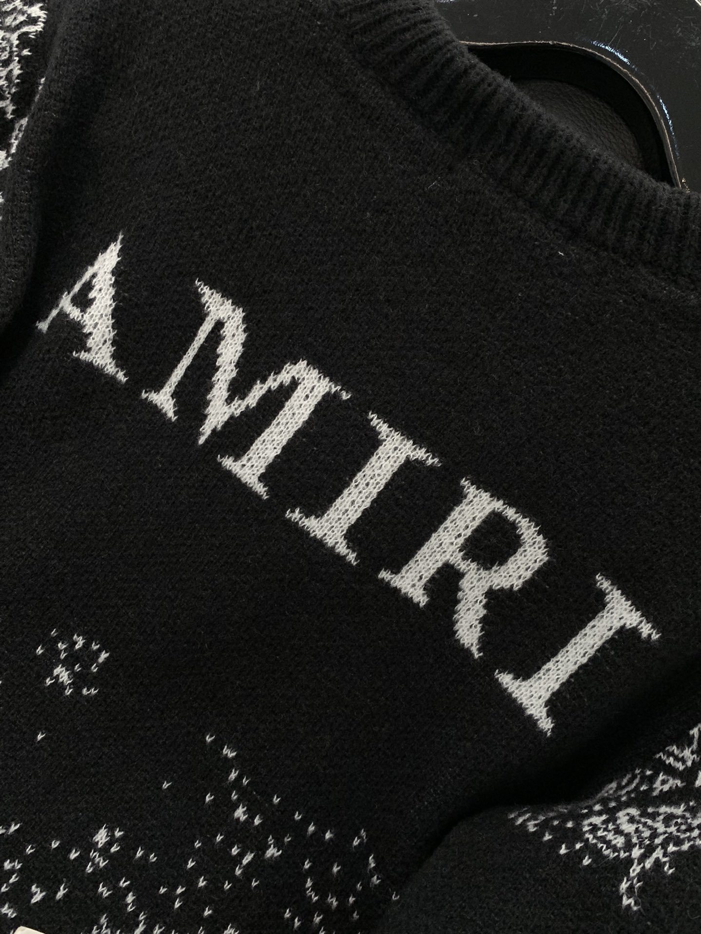 Amiri 0000
