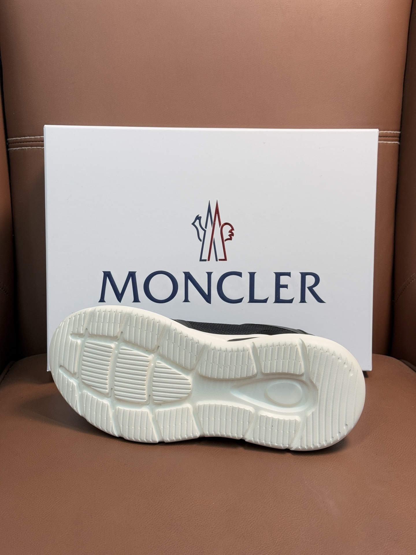 MONCLER 0007