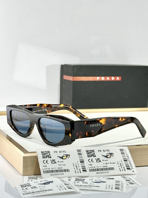 PRADA 0005