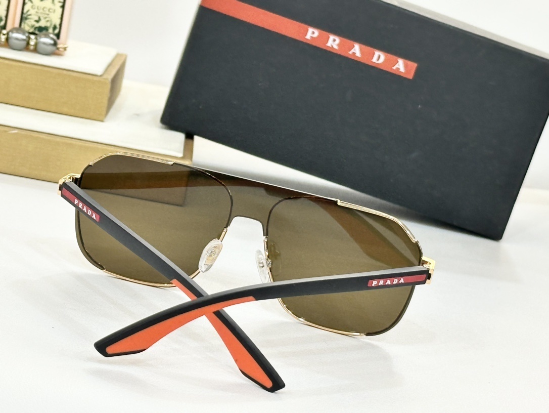 PRADA 0050