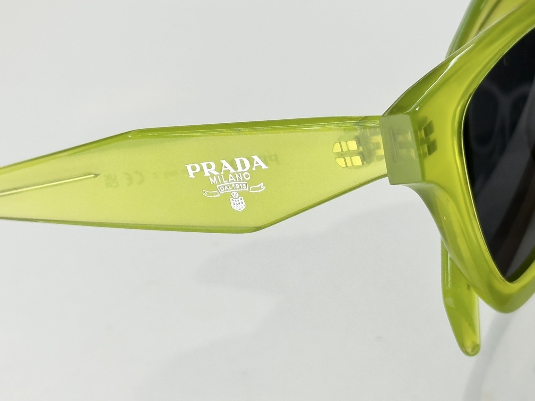 PRADA 0108
