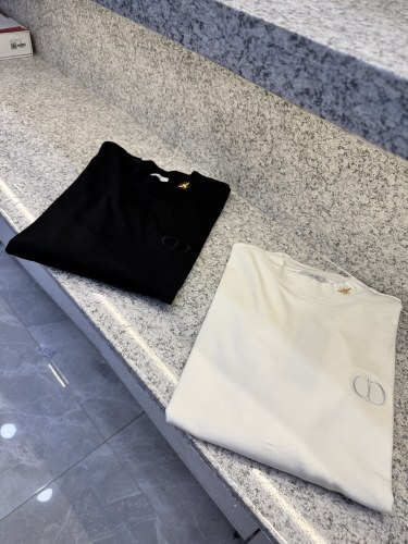 DIOR 0070
