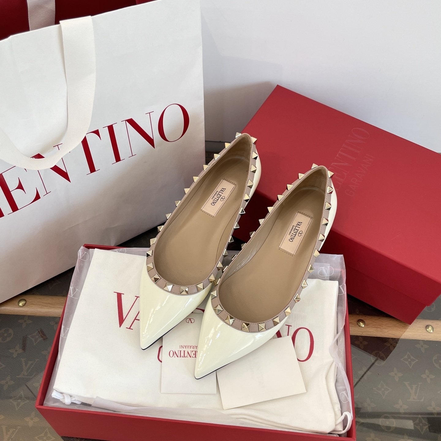 Valentino 0035