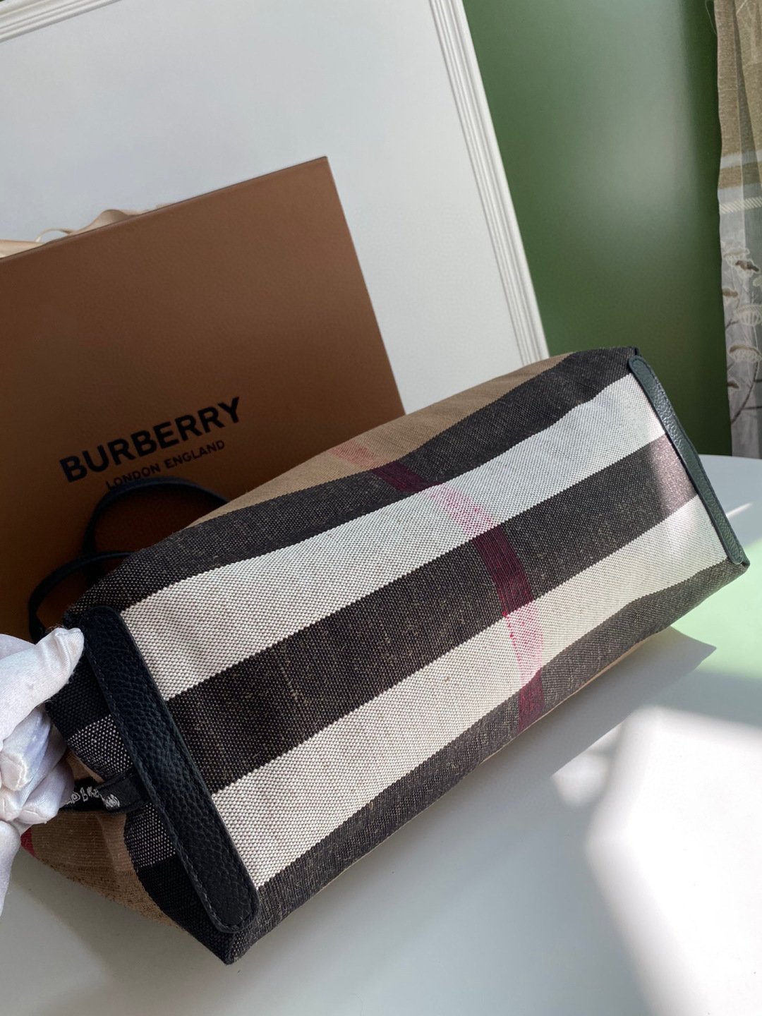 Burberry 0048