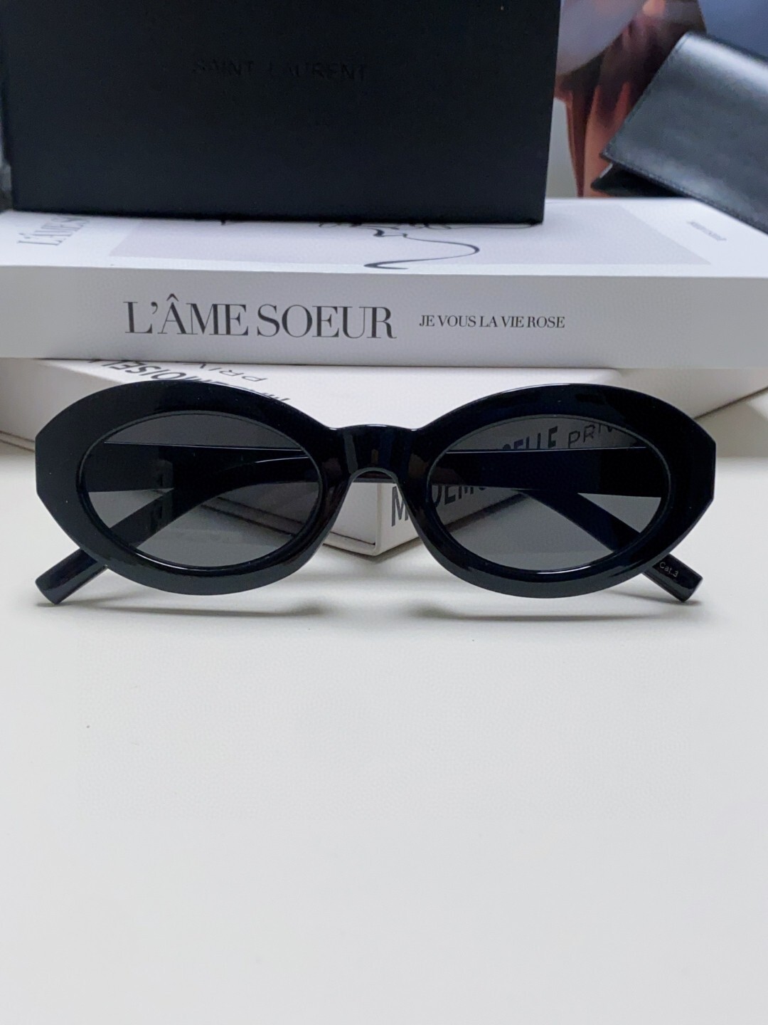 SAINTLAURENT 0046
