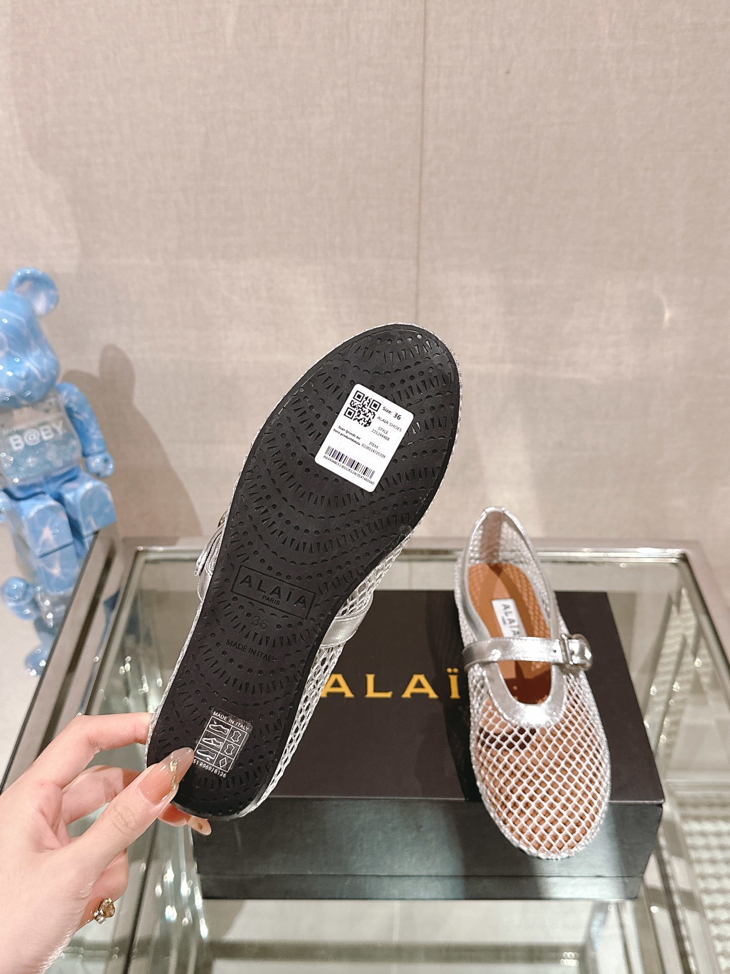 Alaia 0010