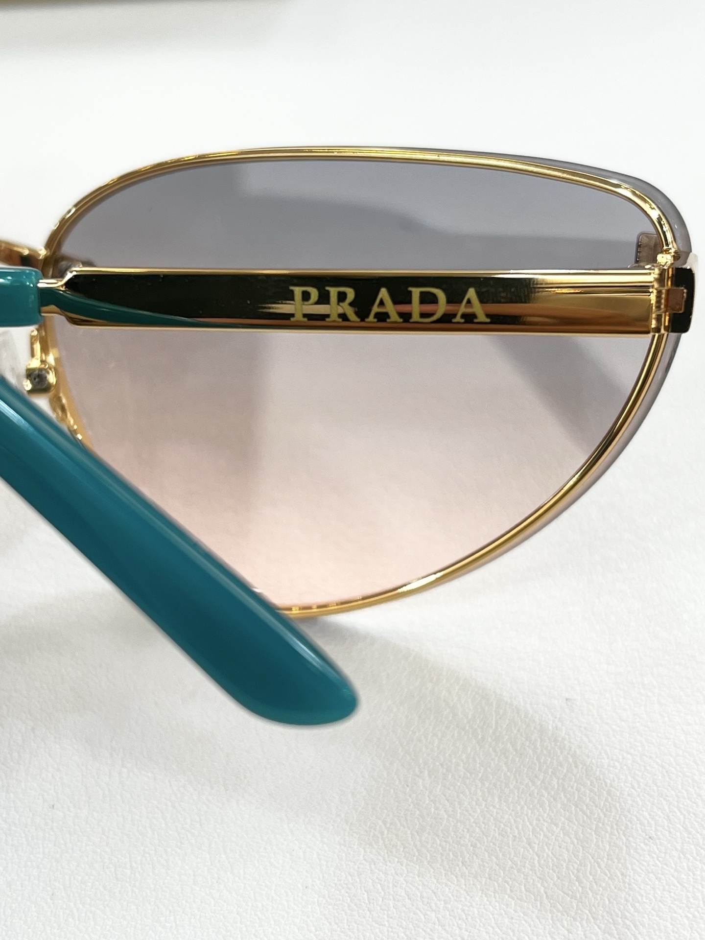 PRADA 0133