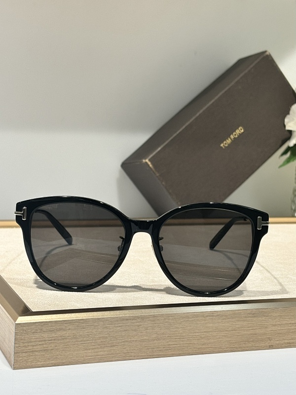 TOM FORD 0050