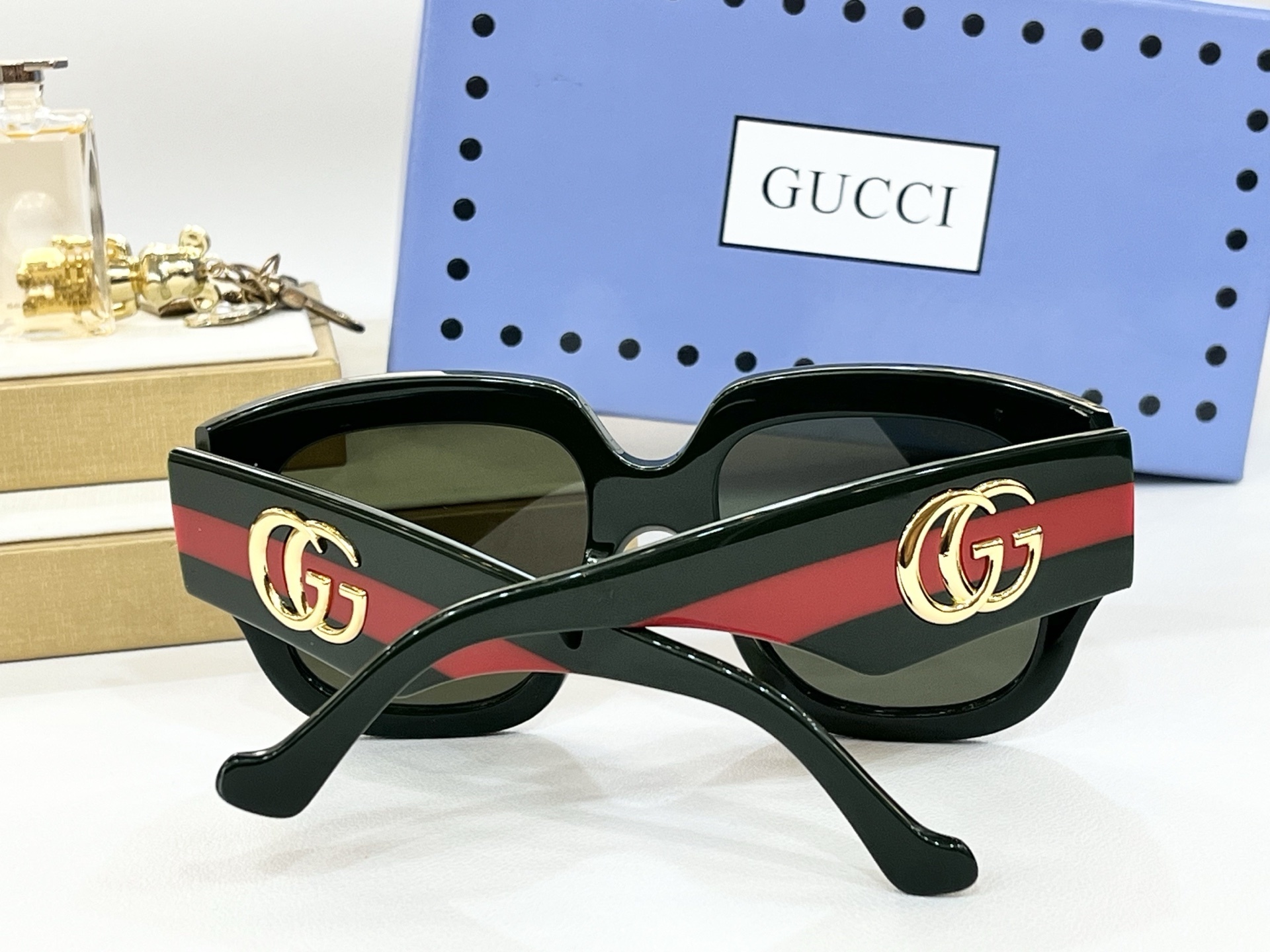 Gucci 0054