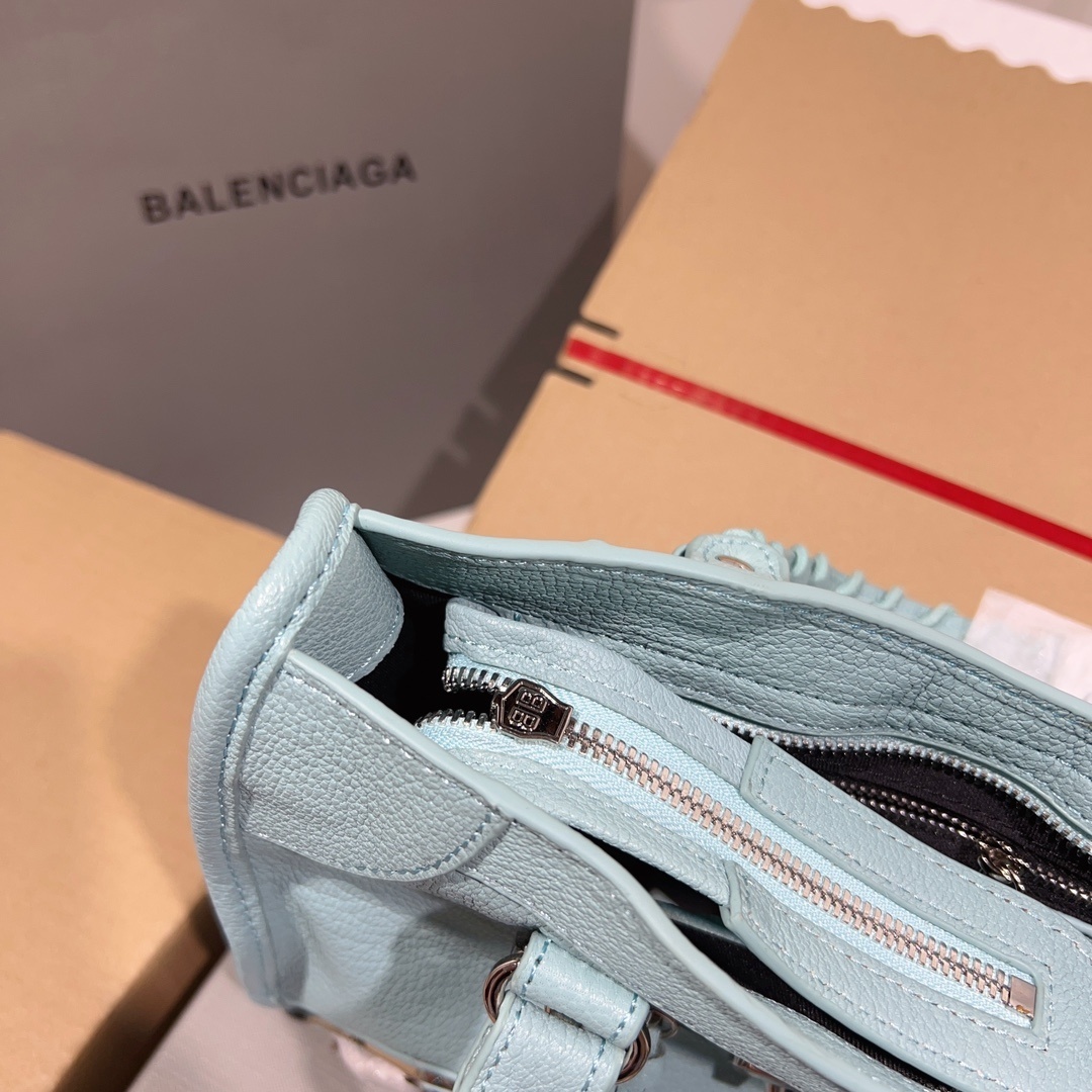 Balenciaga 0024