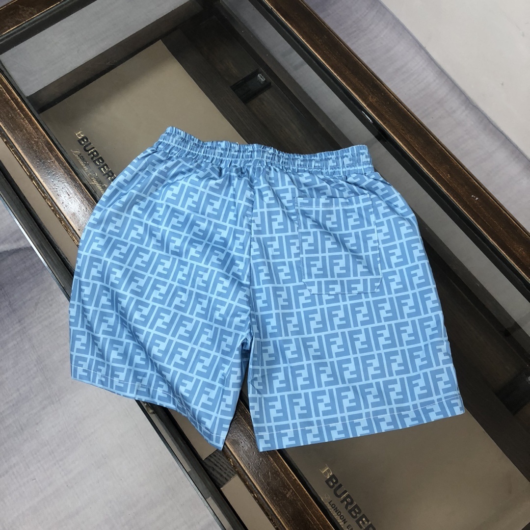 Shorts and beach pants 0228