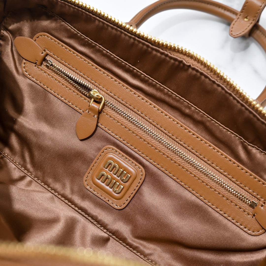 MIUMIU 0190