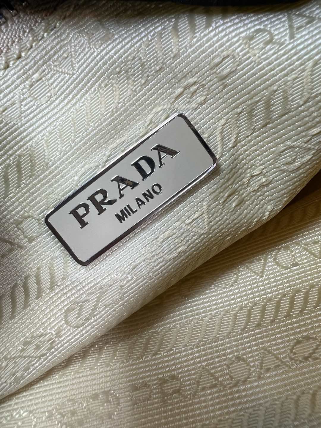 Prada 0262