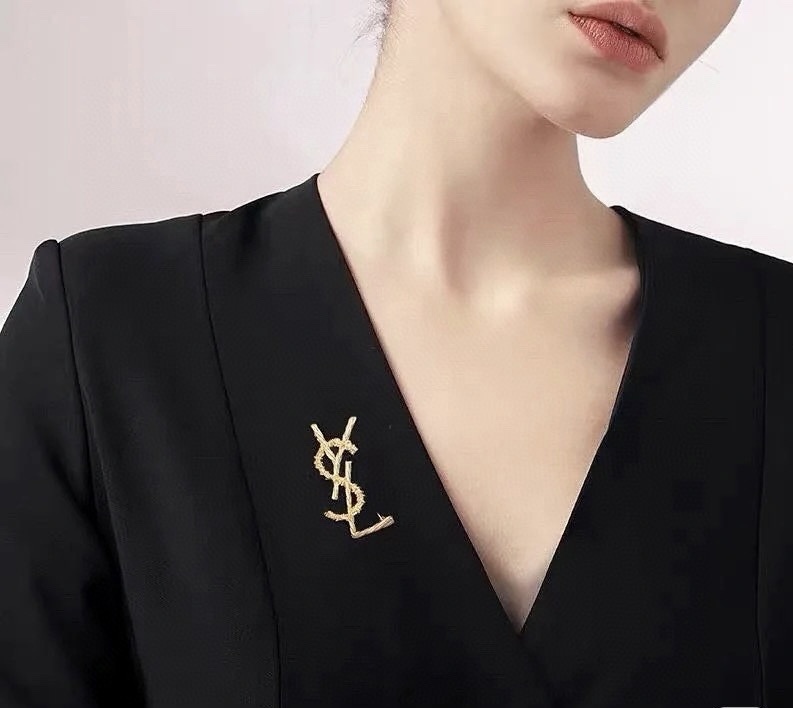 YSL 0211