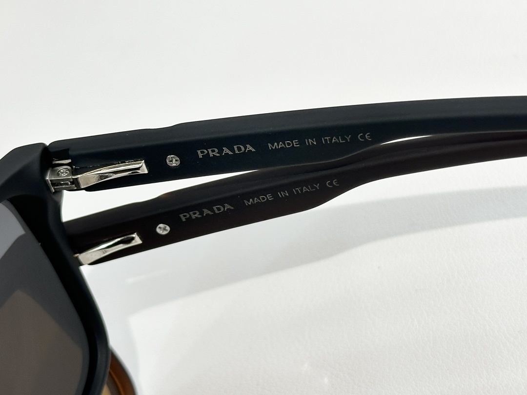 PRADA 0062