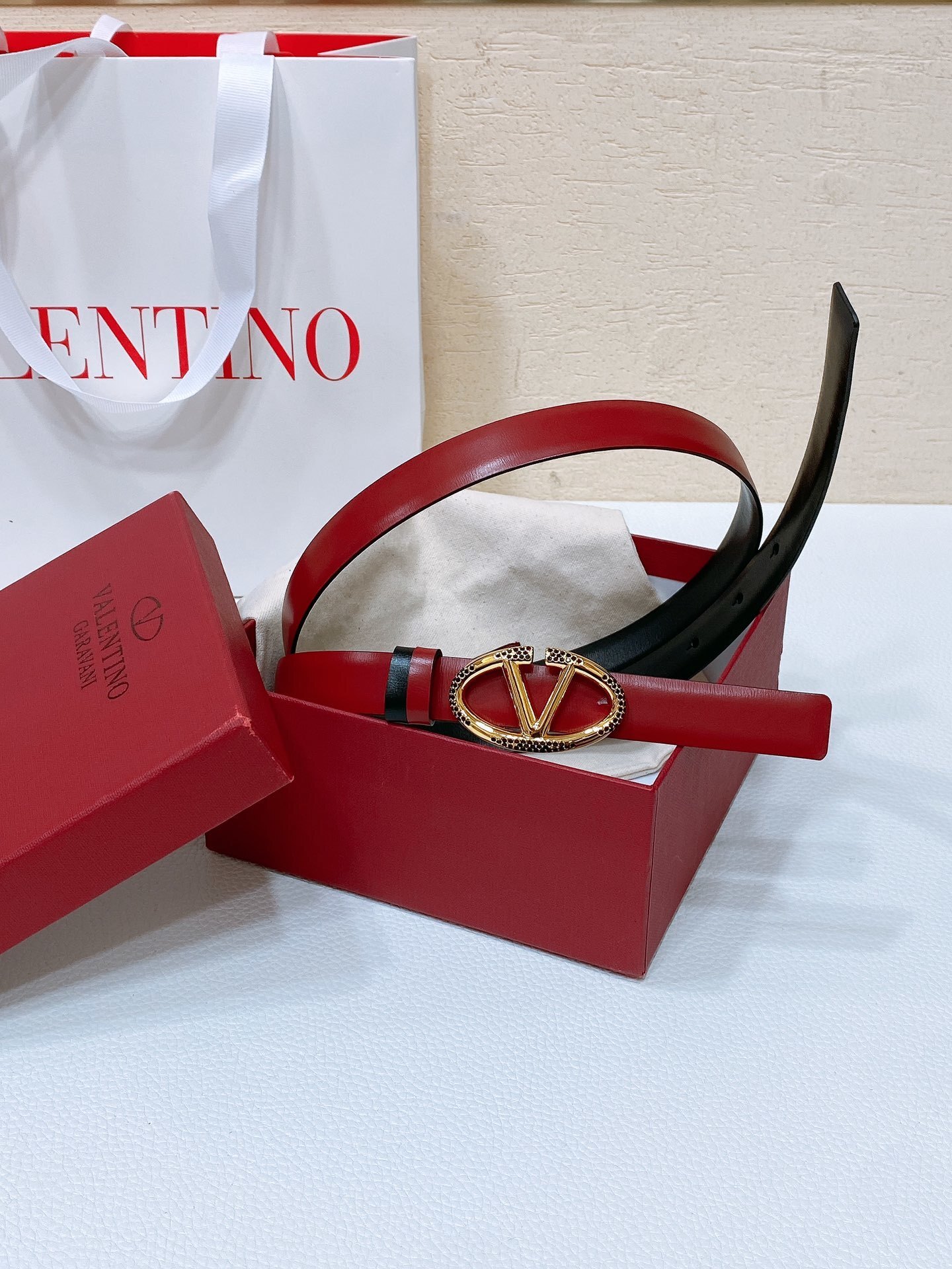 Valentino 0001
