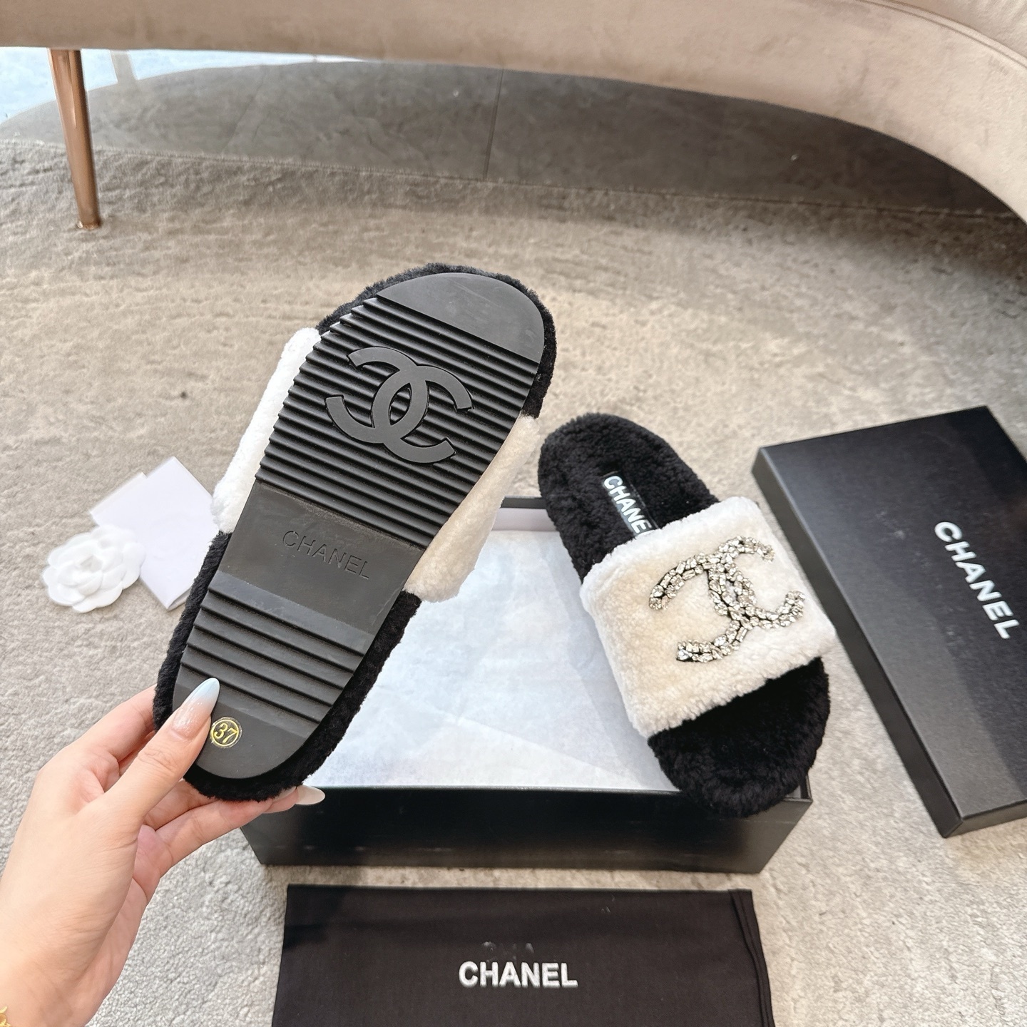 Chanel 0382