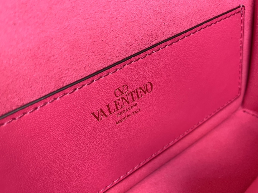 Valentino 0138