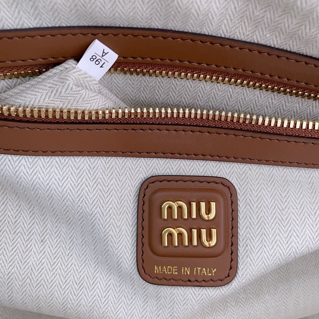Miu Miu 0227